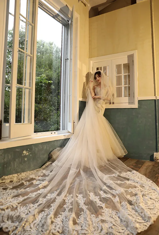 Новая роскошная элегантная свадебная фата хорошего качества с кружевными краями