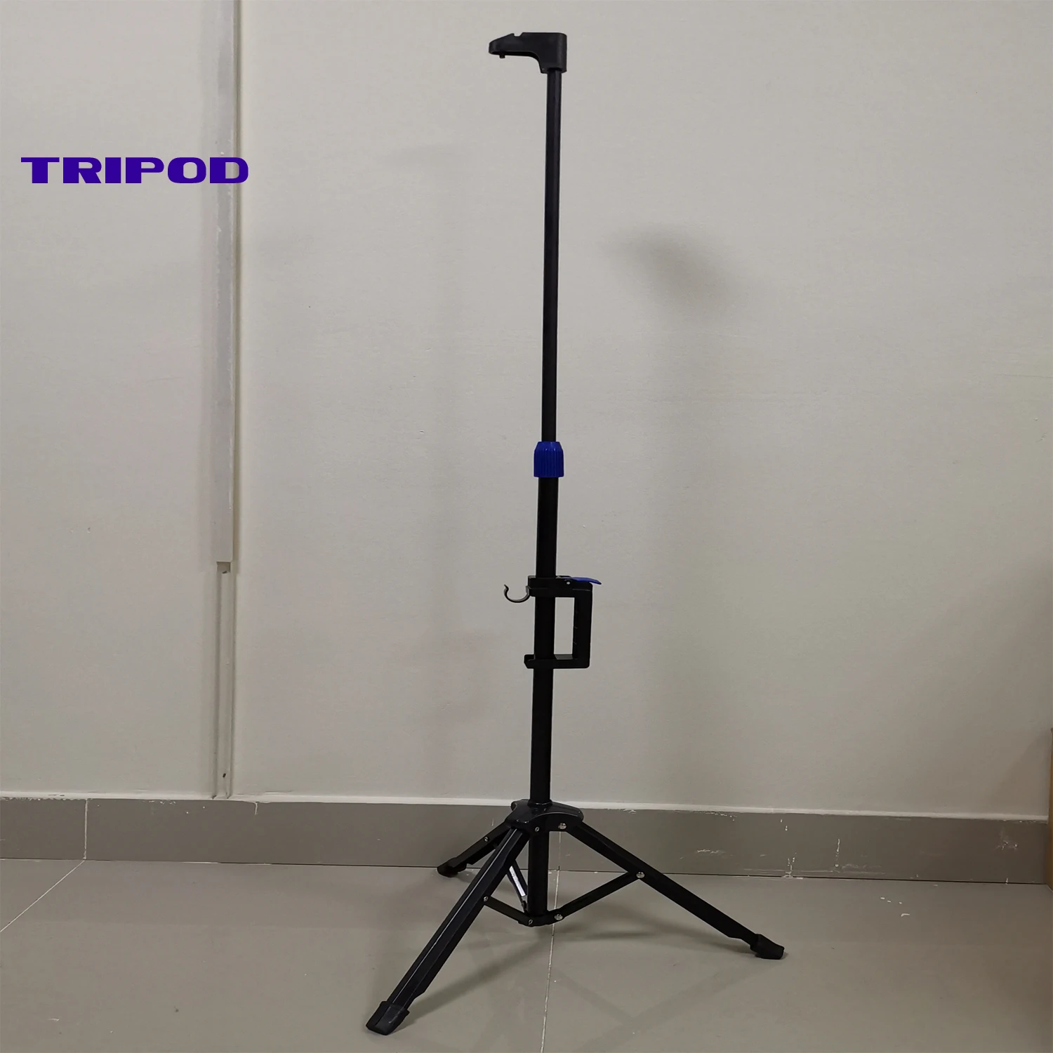 Tripod portable projector screen 72 inch 16:9 customizable size