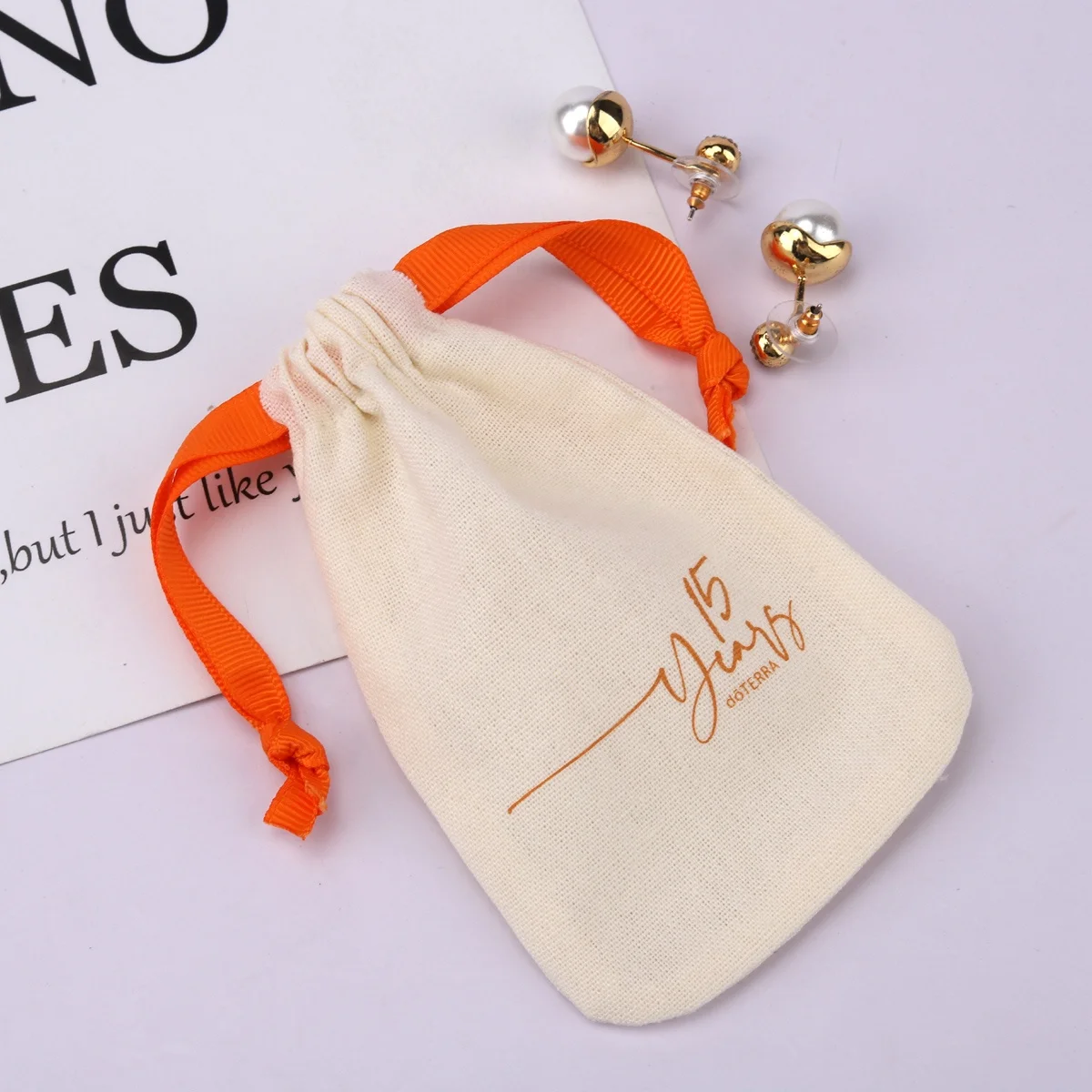Wholesale Cotton Linen Nail Polish Storage Cosmetic Drawstring Bag Custom Logo Cream Linen Cotton Gift Pouch
