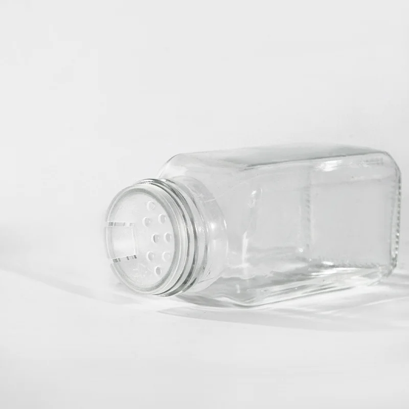 Wholesale 120ml Square Glass Salt Bottle Sugar Jar with Plastic Insert and Aluminum Lid 4oz Glass Spice Jar