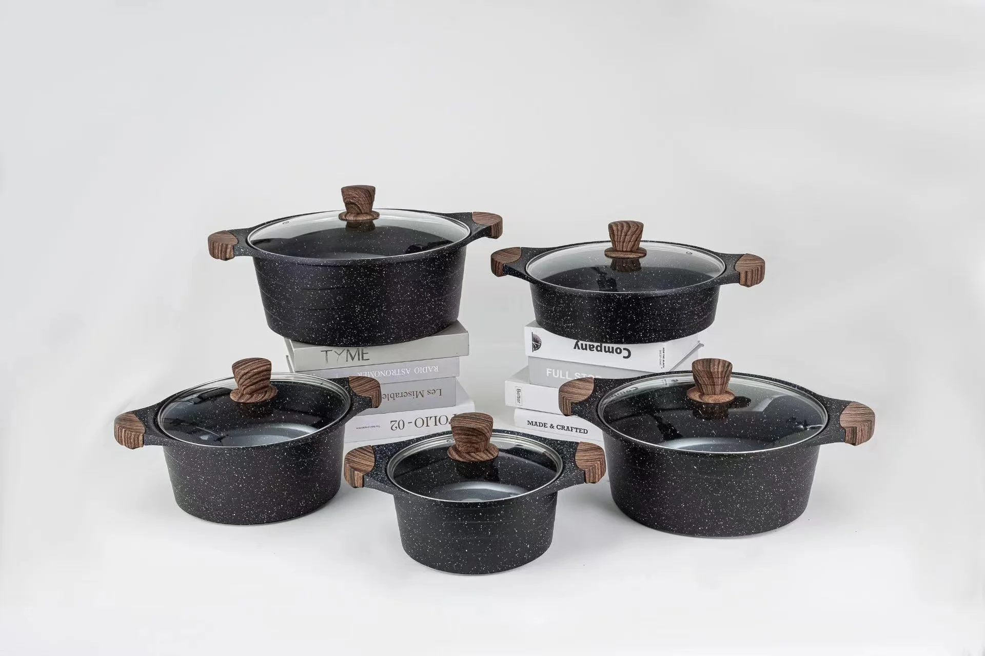 USA markets Non-Stick Inner Coating Dessini Cookware Sets Outdoor Cookware 17pcs Soup Pot Casserole Cookware sets for Sale