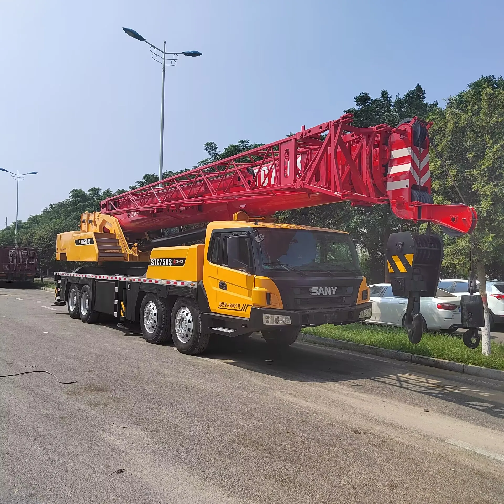 Подержанный 75-тонный гидравлический автокран для продажи мобильный STC 750S