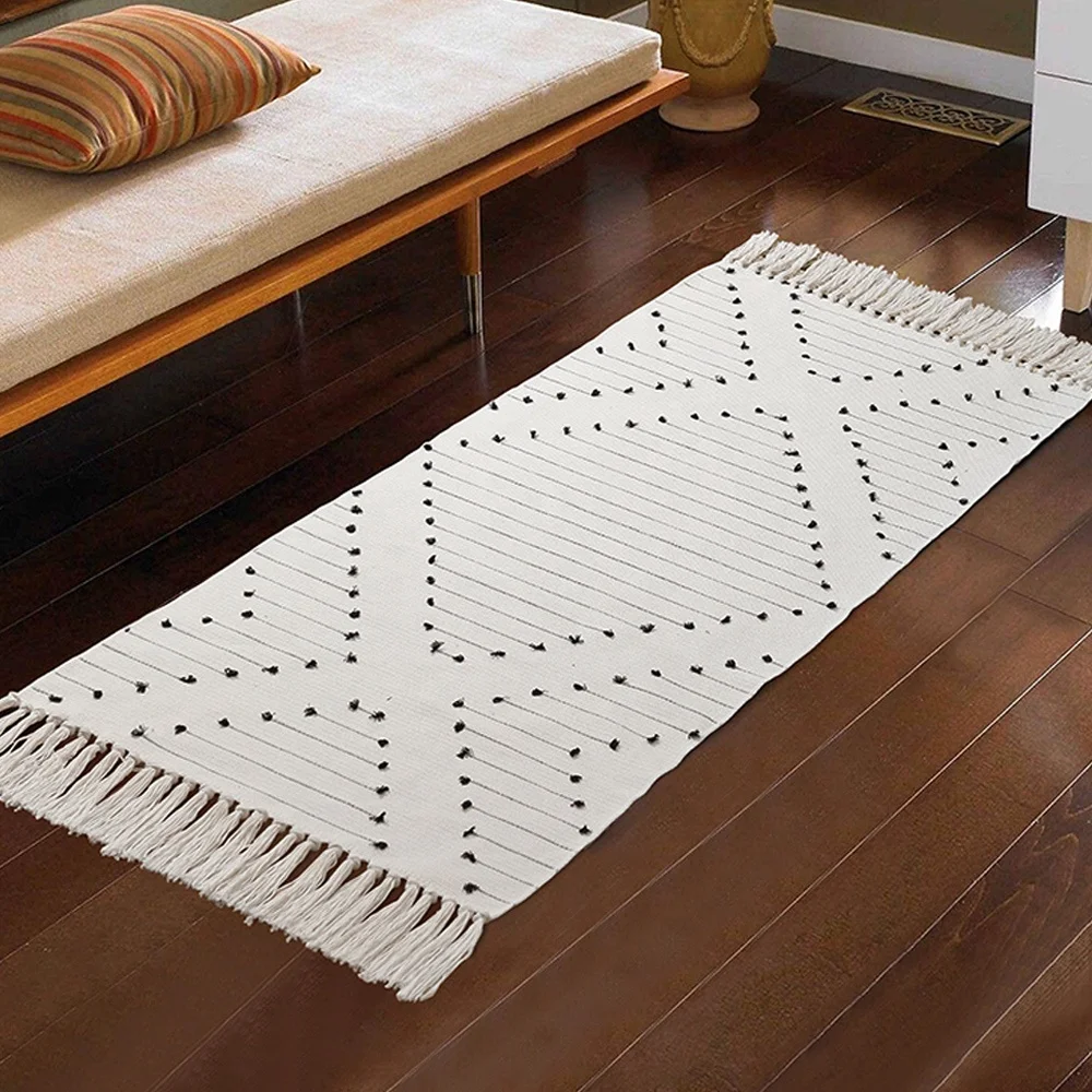 Hot Selling Modern Indoor Decor Woven Accept Washable Simple Living Room Floor Carpets And Rugs With Tassel