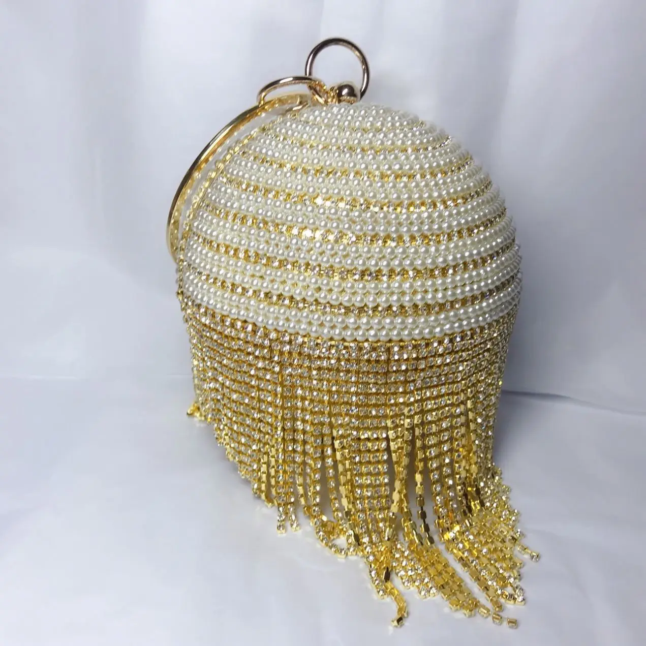 
Women Ball Shape Crystal Evening Clutch Purse Wedding Party Handbags Rhinestones Wallet With Tassels Small Evening Bag 
