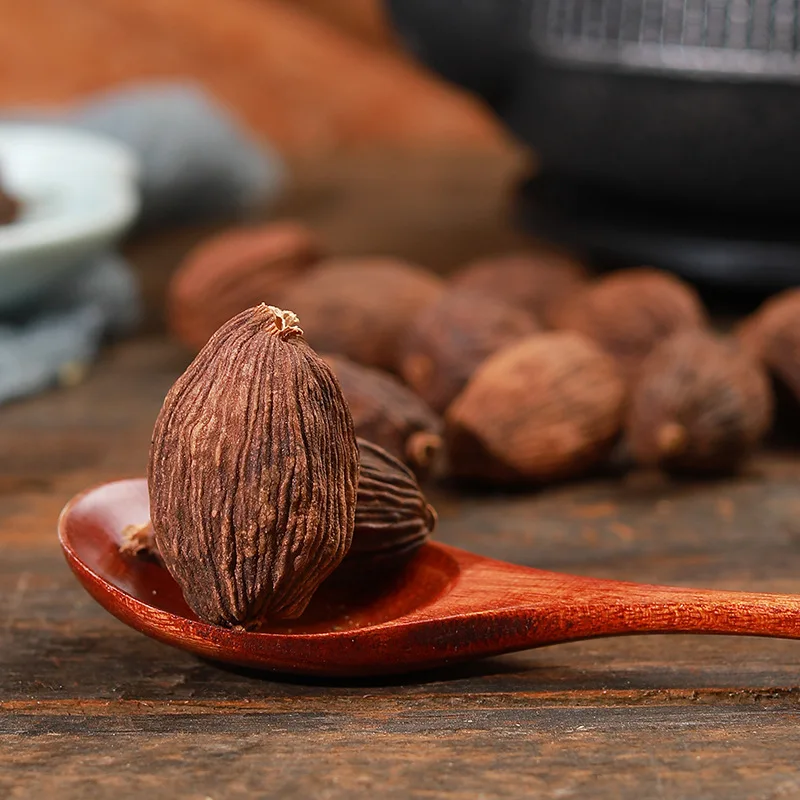 Новые травы и специи продукт Fructus Tsaoko черный кардамон