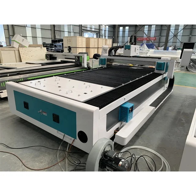 Hot Sale 3015 Fiber Laser Cutting Machine with Raycus Laser source