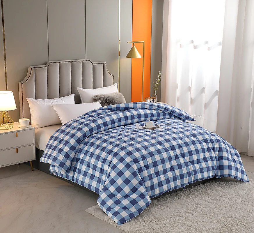 Luxury Comforter Filler 100% Polyester Filling King Queen Twin Comforter Warm Soft winter bed quilt in a bag made in china