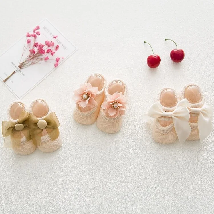 
2021 New hotssale gift packing cute organic cotton baby grip girl socks with bows 