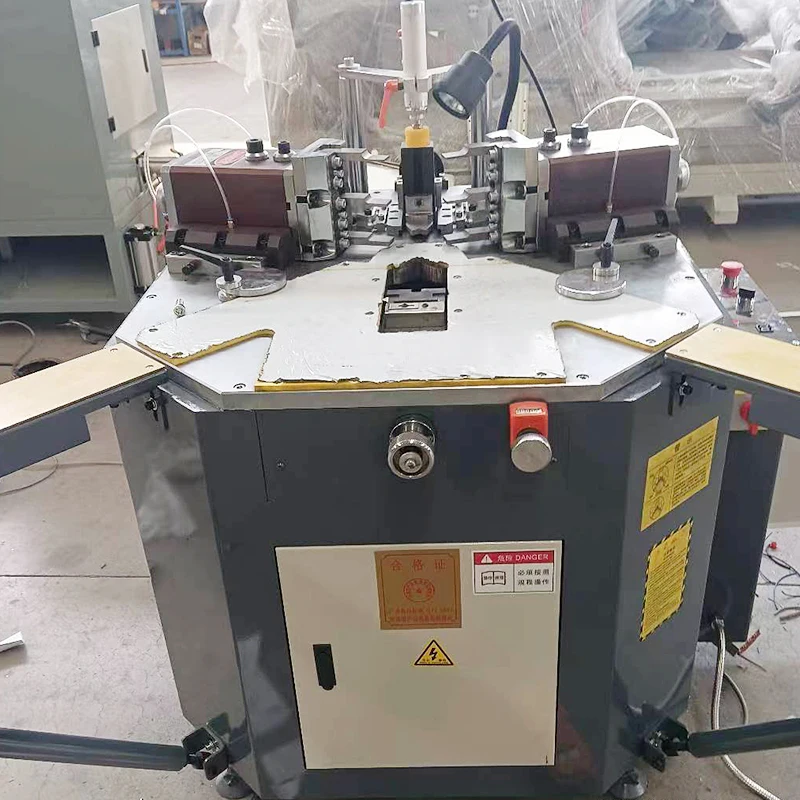 Heavy-Duty Digital Display Aluminum Profile Corner Combining Crimping Machine for Window and Door Making
