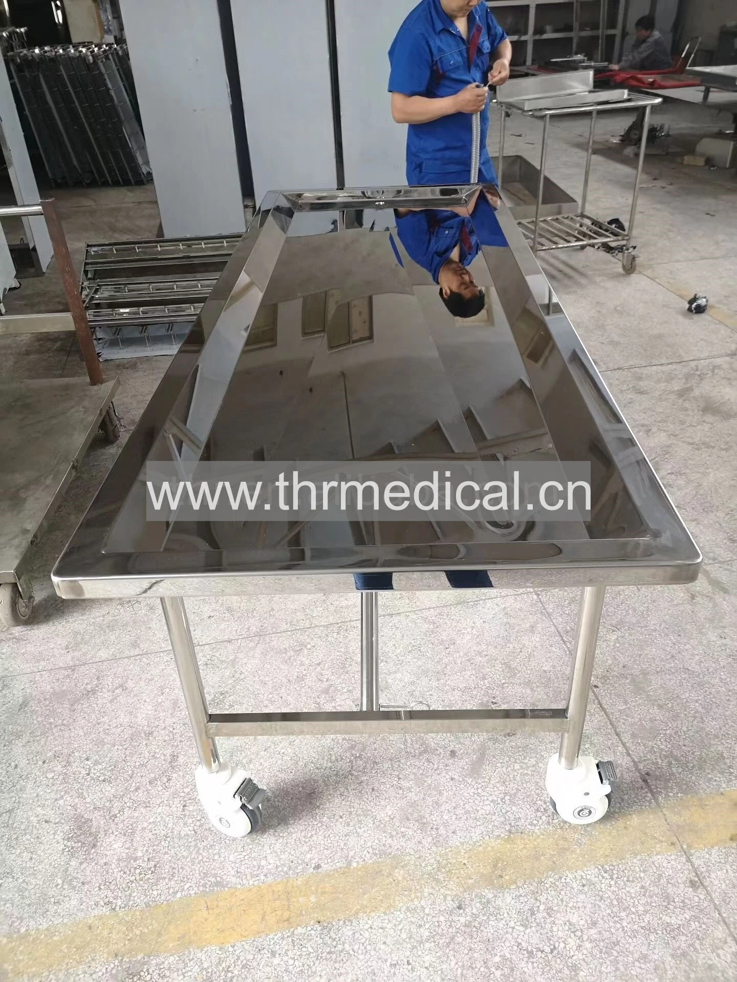 THR-105 Funeral Products Anatomy Room Stainless Steel Movable Mortuary Funeral Embalming Table