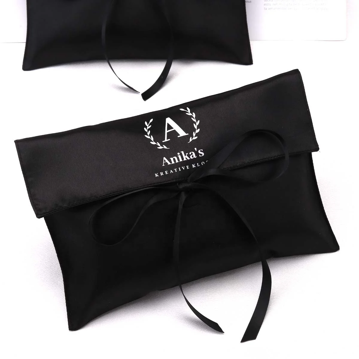 Recyclable Luxury Makeup Cosmetic Satin Envelope Pouch With Tie Custom Logo Printed Black Satin Hair Extension Packing Bag