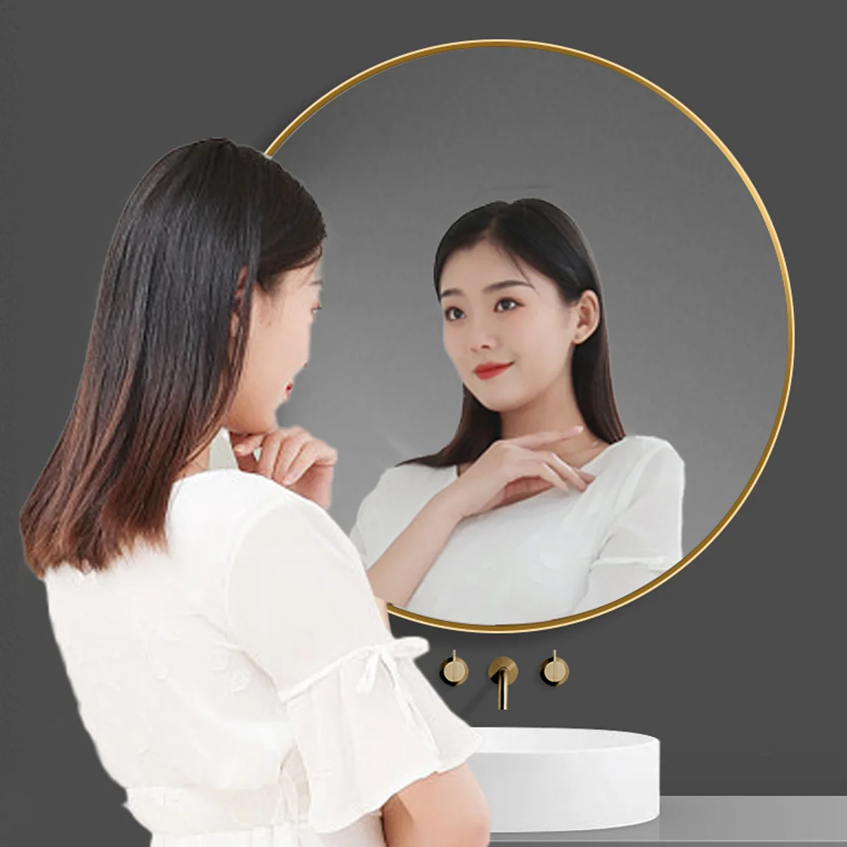 Factory Hot Sales Customized Modern Simple Silver round Mirror Illuminated Bathroom Wall Hanging Makeup Mirror with Metal Frame