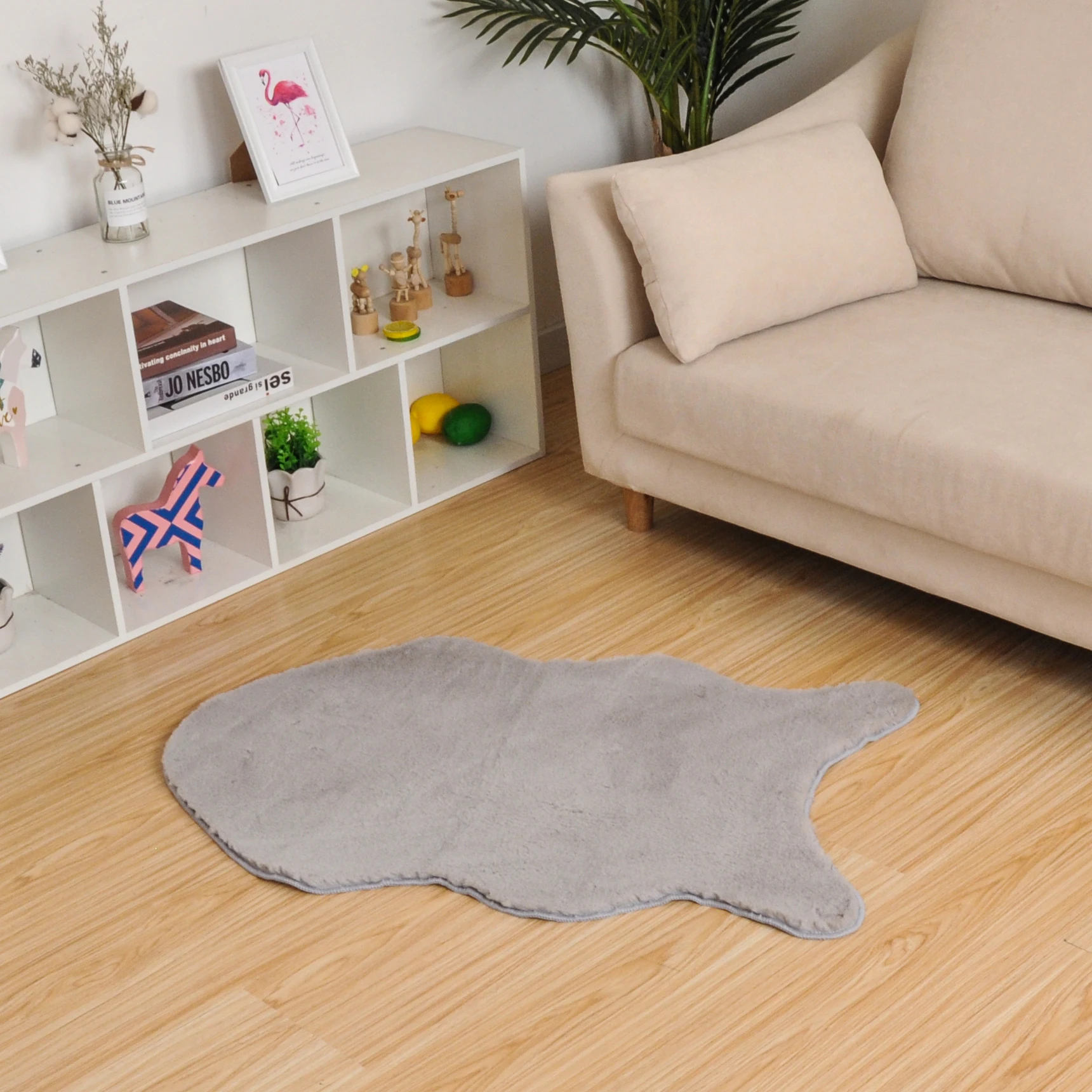 2023 Hot Selling Super Soft Shaggy Faux Rabbit Fur Rugs for Girl Room Floor Area Carpets and Rugs for Living Room