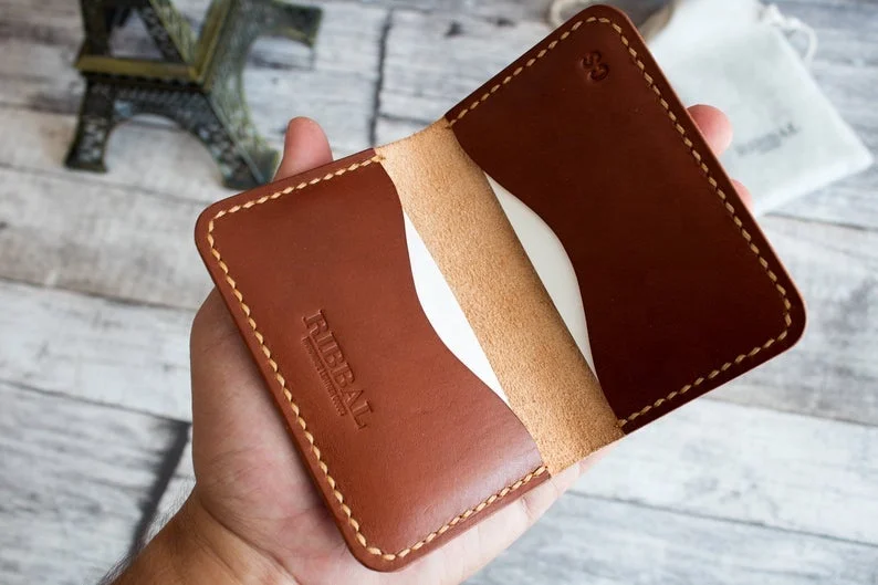 Unique sleeves trading card, luxury badge holder, card holder wallet leather