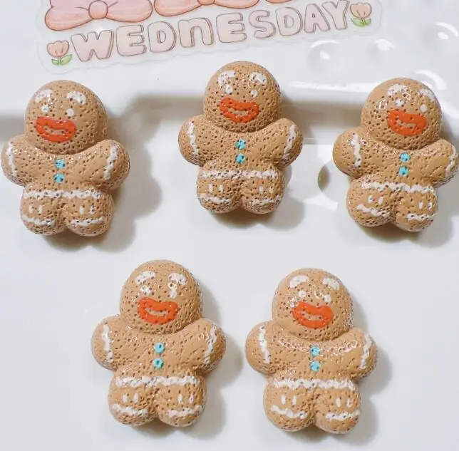 Manufacturer Cookie Biscuits Resin Flatback Cabochon Christmas Resin Charms Figures For  DIY Scrapbooking Hair Bow Accessories