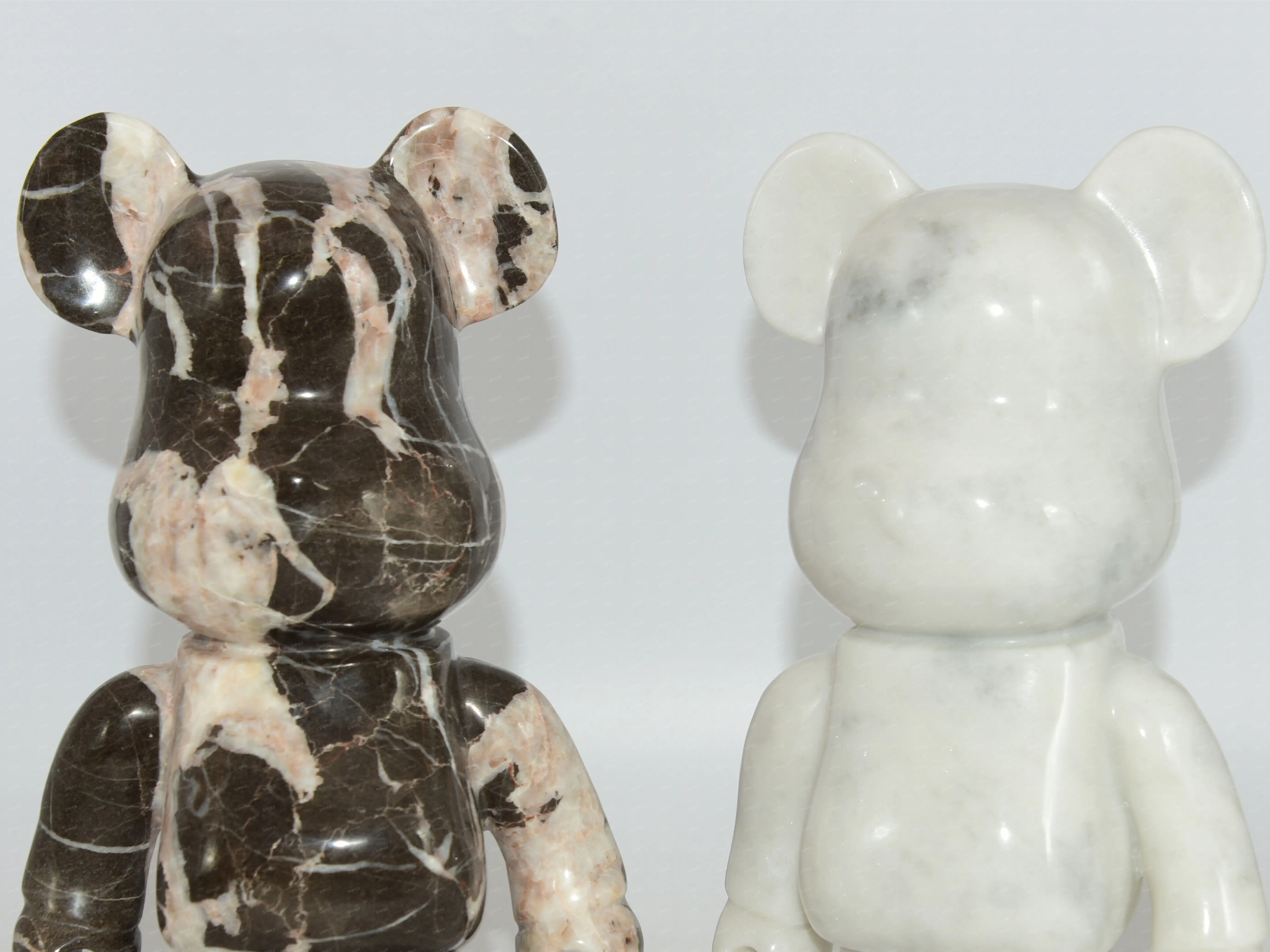 SHIHUI Decorative Customized Marble Homewares Handmade Curve Crafts Violent Bear BearBrick Statue Ornaments Bear Sculptures