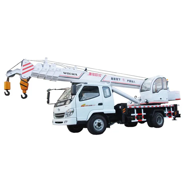 truck crane three wheel 3 ton tricycle crane diesel engine