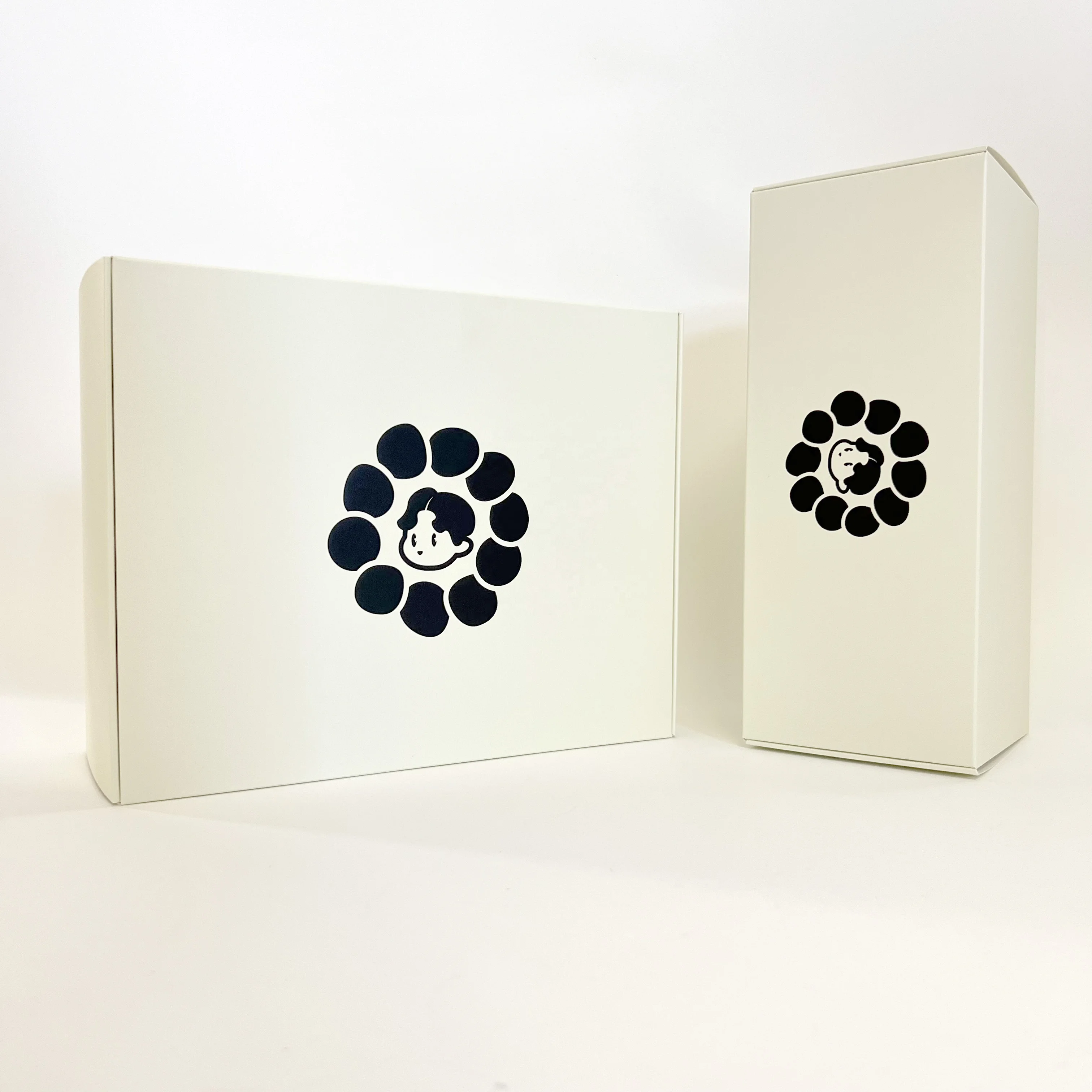 Wholesale Biodegradable Custom Logo Bread Bakery Dessert Cake Packaging Box Disposable Sweet Puffs Tiramisu Paper Box With Bags