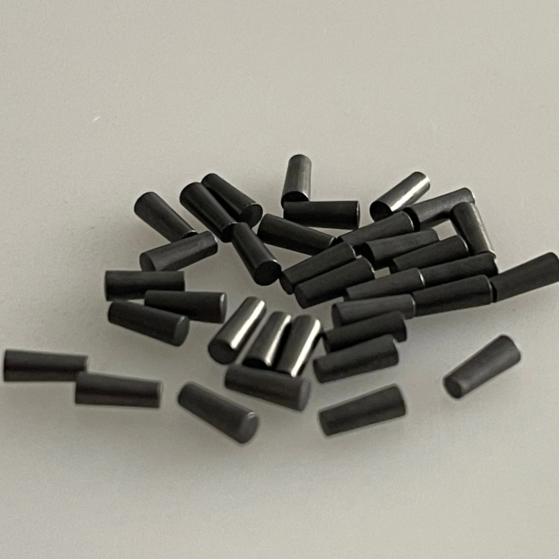 High demand anti-skid pins/tungsten carbide stud pins for spikes tire/shoes tire cemented carbide pins for stud tire