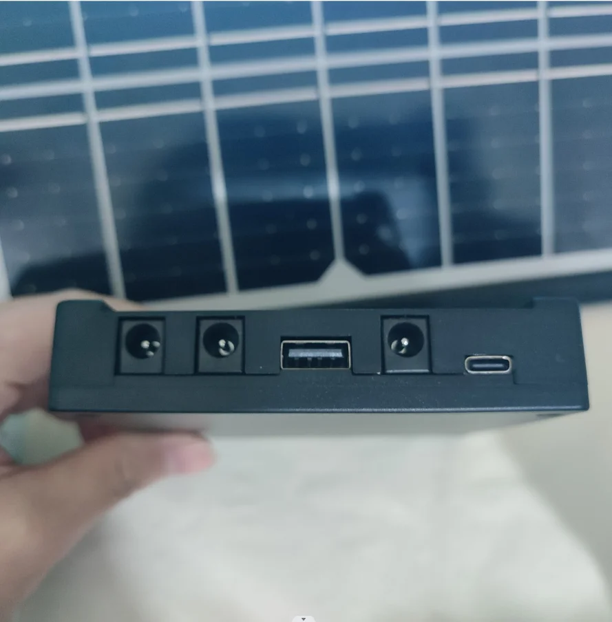 High capacity 6000mah lithium battery emergency solar lighting system indoor home rechargeable solar energy kit with 5w bulb