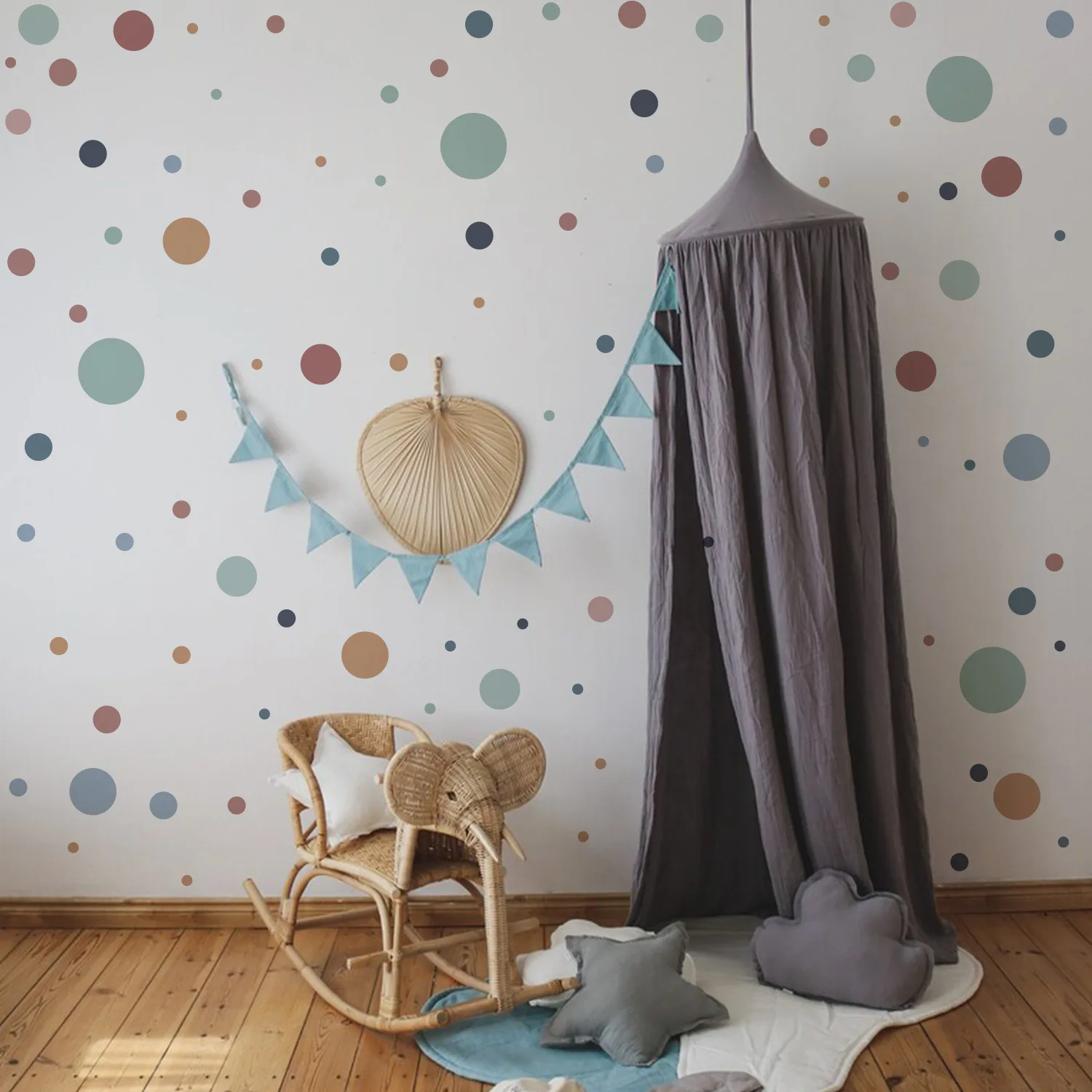 4pc/set self adhesive colorful transparent pvc dot wall stickers 3d home decoration