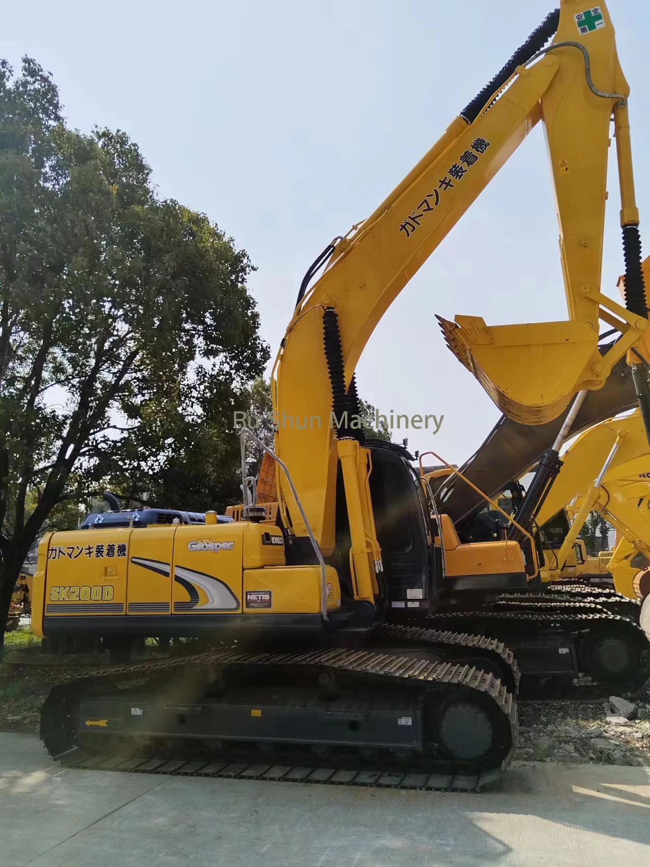 KOBELCO SK200-8 high quality Second Hand hydraulic excavator Used excavator For Sale