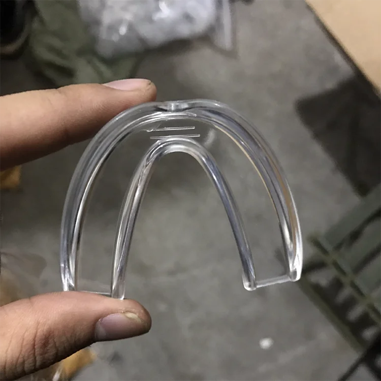 Лидер продаж 2020 года однослойный боксерский спортивный защитный рот зубной шлифовальный мундштук