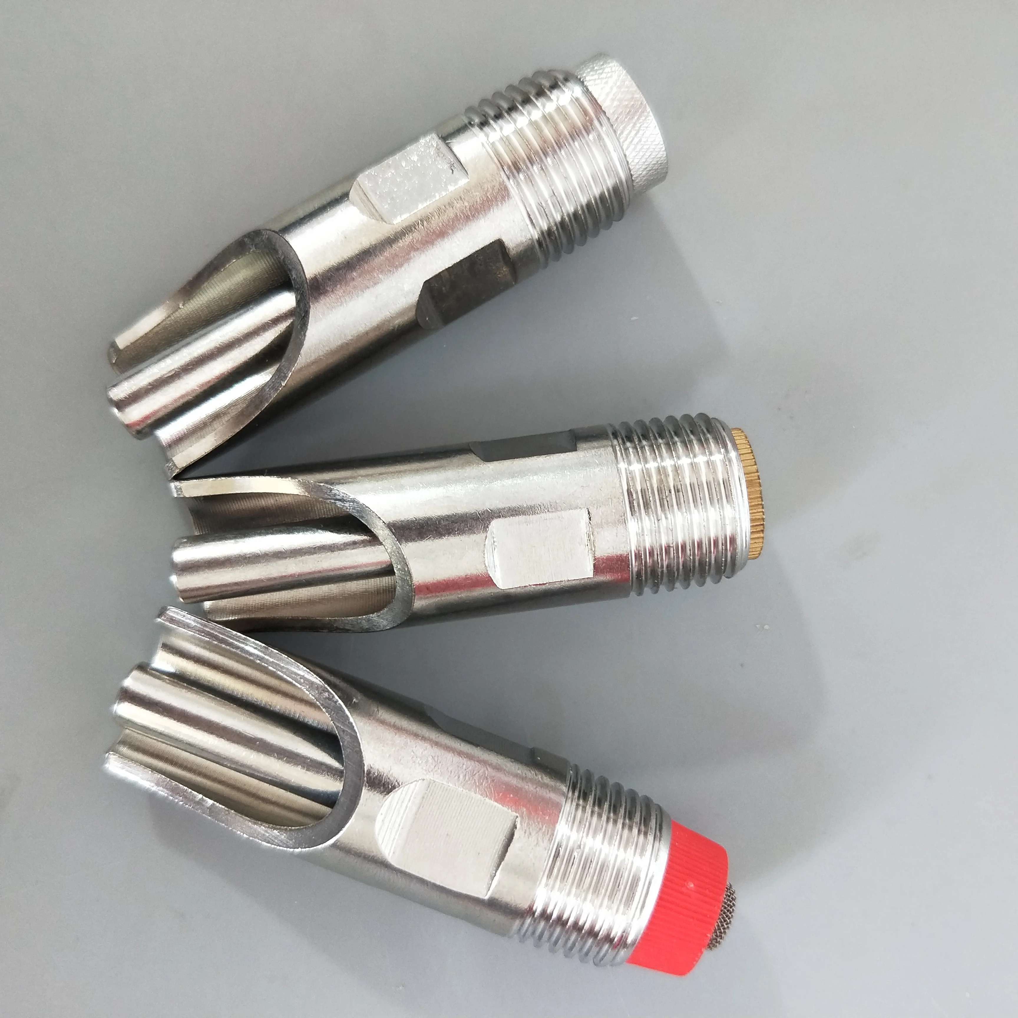 Новый дизайн лидер продаж 1/2 NPT поилка для животных на ферме капельная свиней из нержавеющей стали