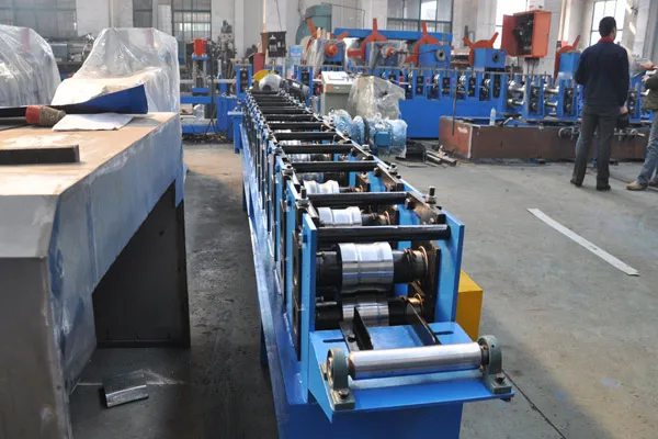 
galvanized metal steel sheet roller shutter door roll forming making machine equipment 
