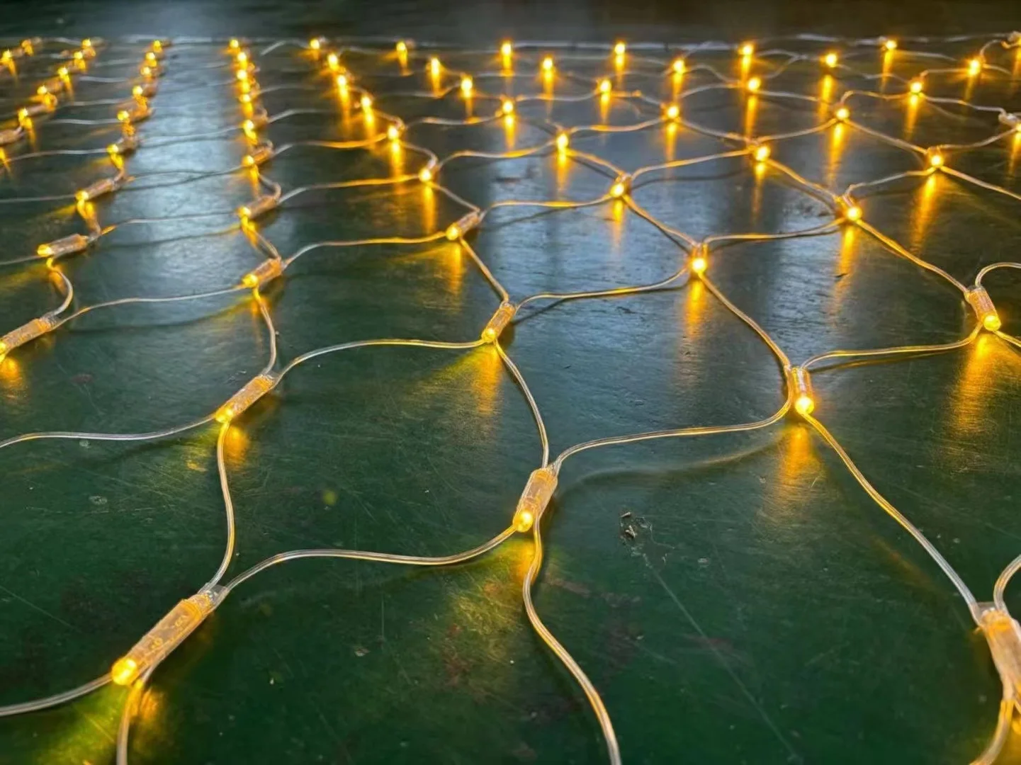 LED Fairy Lights Christmas Outdoor Waterproof Wedding Holiday Decoration Led Garland 96LEDs 144LEDs LED Net Mesh String Light
