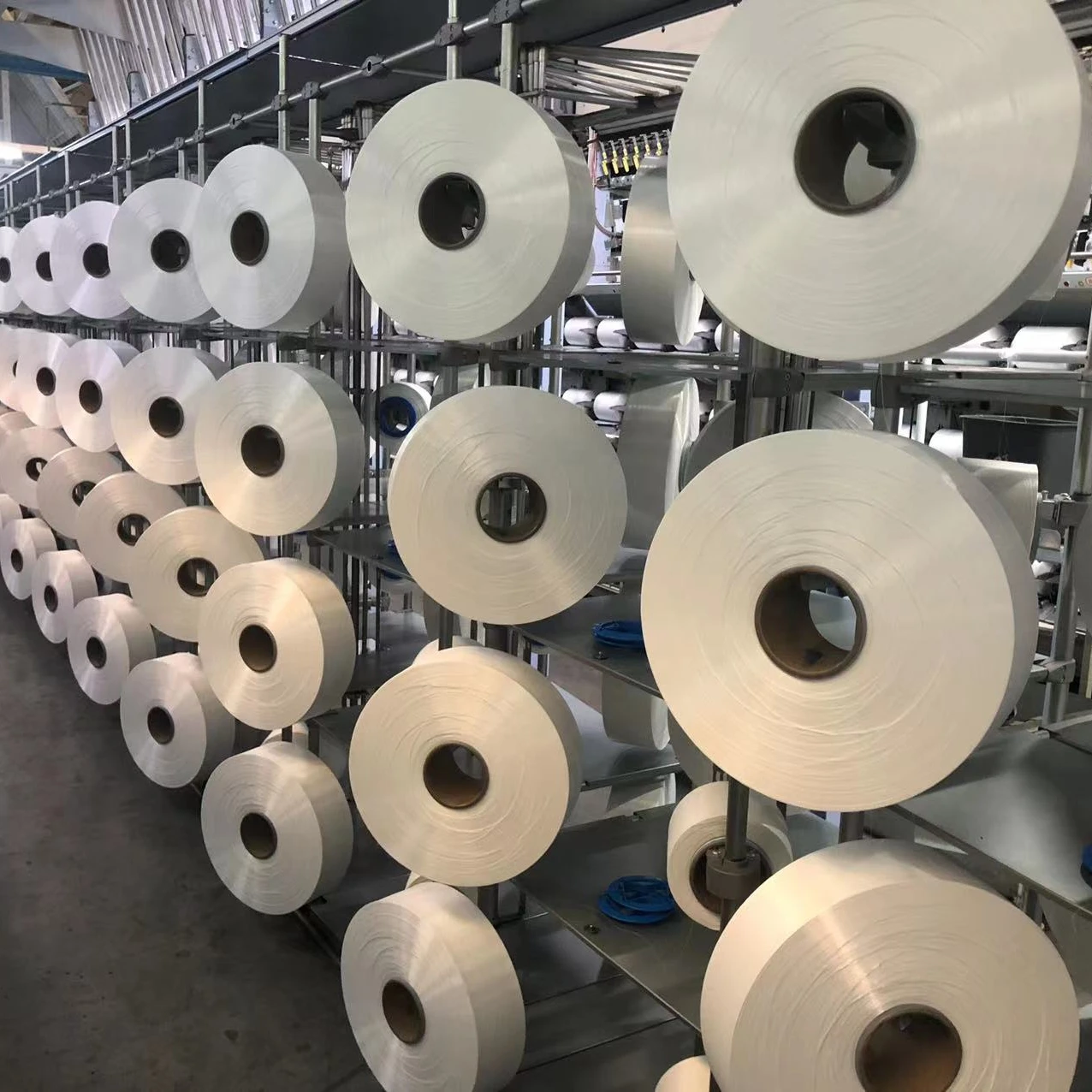 Лидер продаж, полиэфирная пряжа FDY Twist FDY 75/36, пряжа для вязания, класс АА, SD, белая