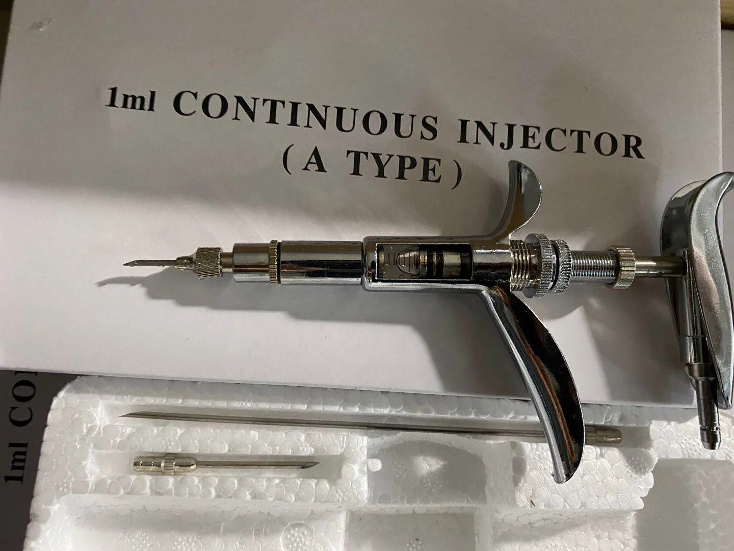NL102 veterinary automatic syringe high quality brass raw material 1ml-A Continuous injector for veterinary use