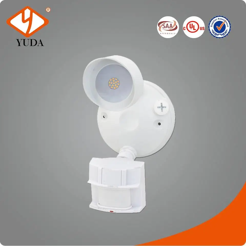 Factory Supply SMD 2835 LED Automatically Truns Light On Motion Sensor Security Light