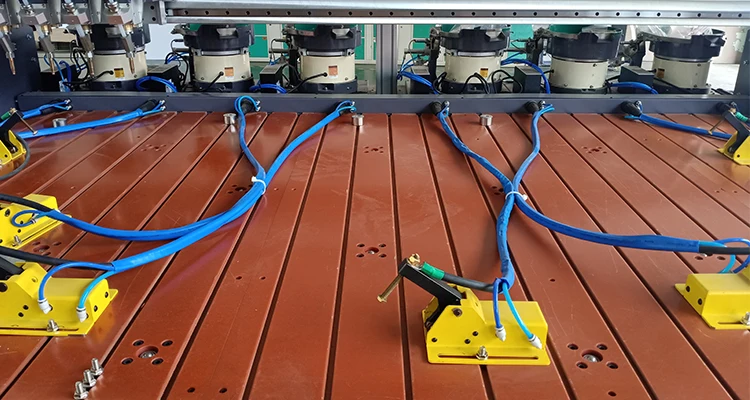 Automated equipment for batch welding studs in sheet metal processing weld stud machine stud welder machine