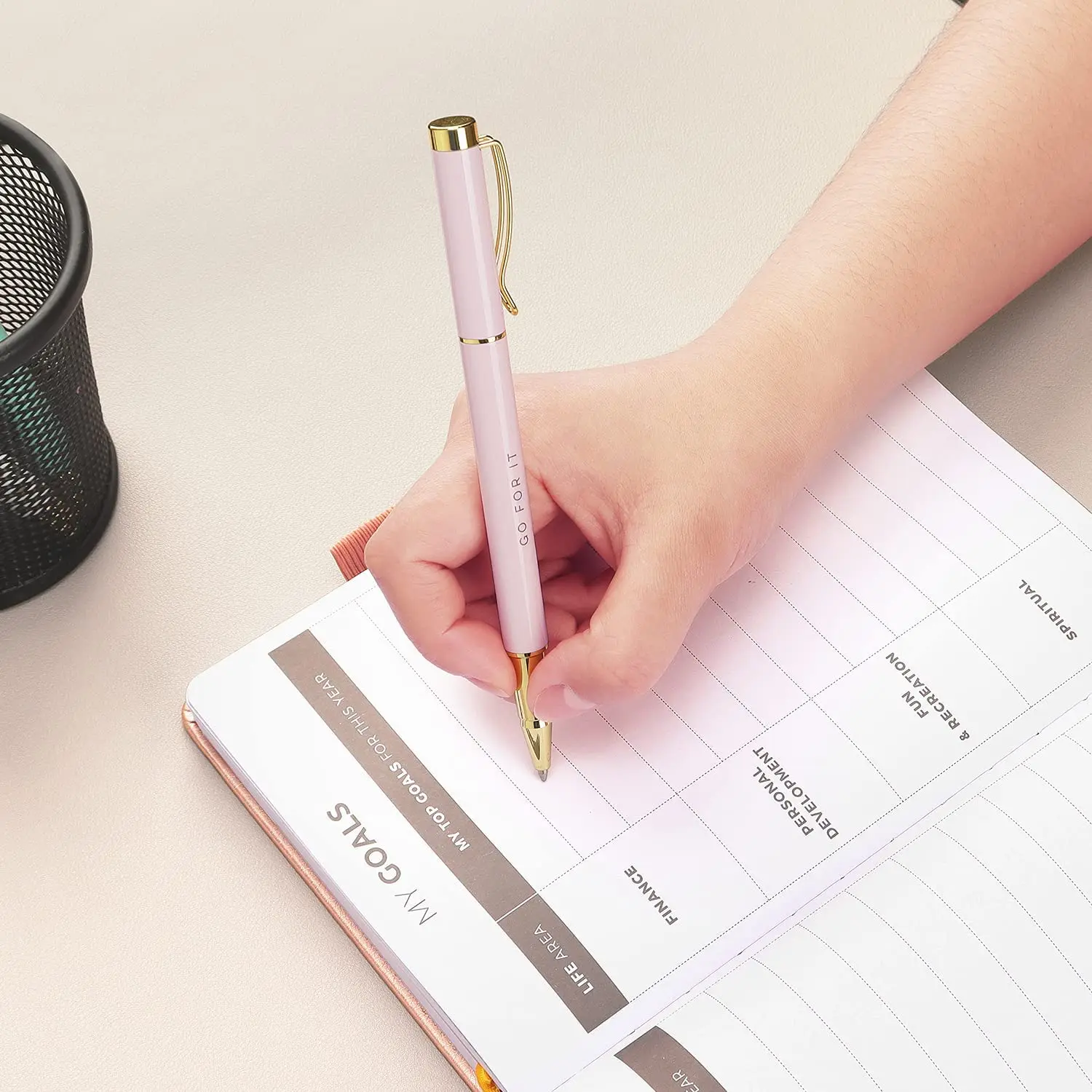 Metal Inspirational Ballpoint Pen Office Gifts for Women Girl Desk Supplies Gold Cute Pen Sets School Girly