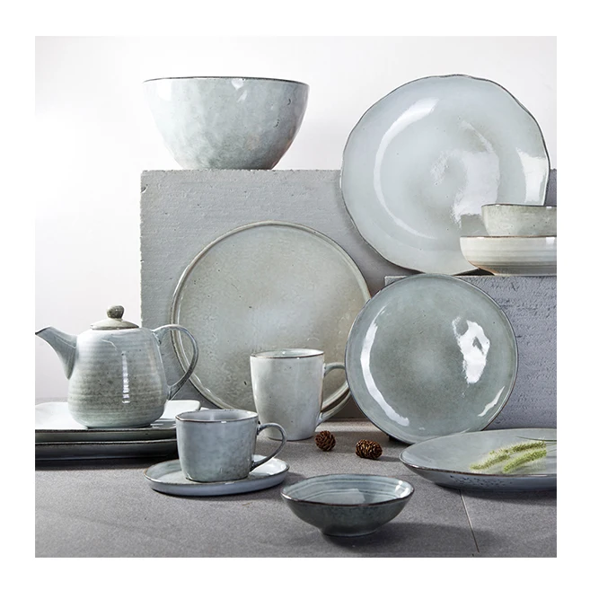 High Temperature Porcelain Round Plate Ceramic Dinnerware European Design Collection