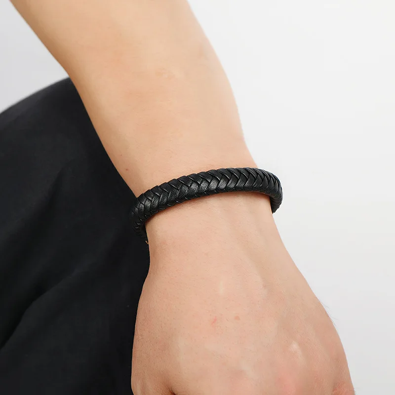MCA016 Unisex Braided Leather Bracelet with Magnet Buckle Personalized PU Leather Cord Men Women Punk Style Gift Wedding Party