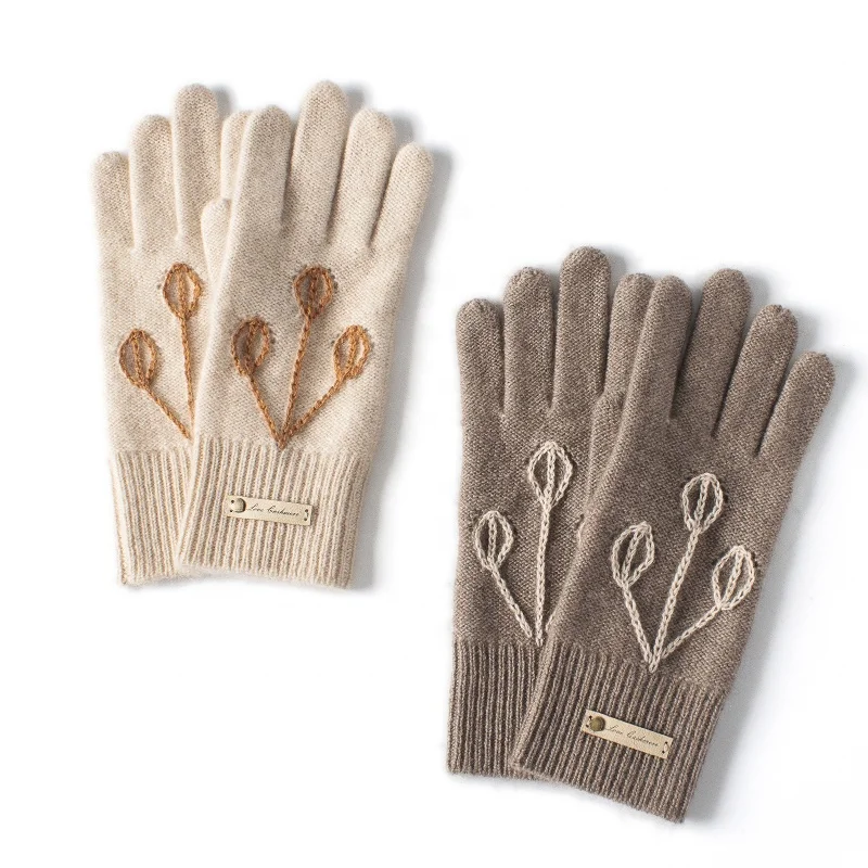 2021 new design factory direct sale elegant top grade cashmere household gloves with hand embroidery