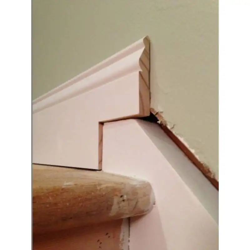 White Primed MDF Baseboard Pine Wood Finger Joint Mouldings Skirting Board