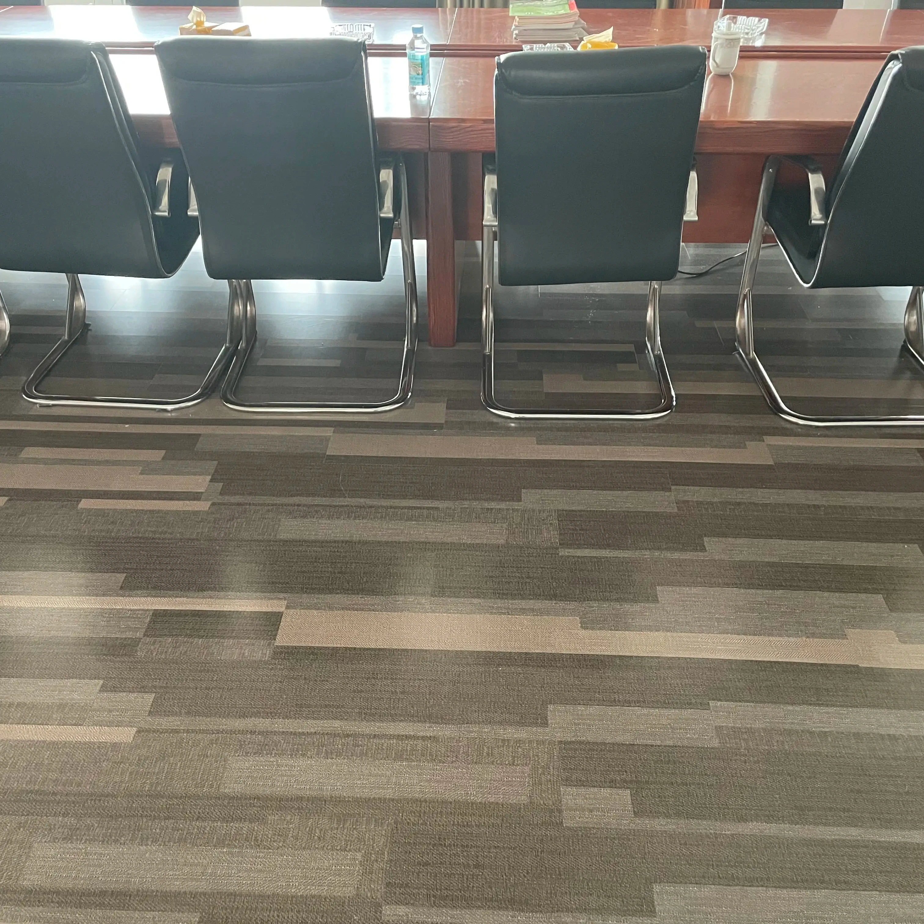 factory price anti-slip colorful pvc vinyl flooring commercial pvc rolls flooring/hospital vinyl flooring