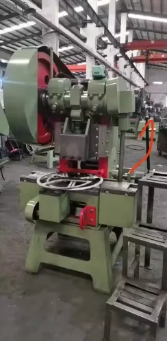 High quality Automatic metal button Hydraulic Press riveting machine for snap button stamping punching machine