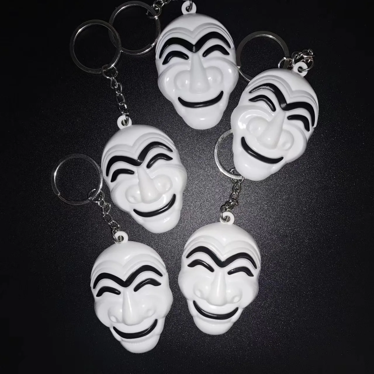 Korean film with the same theme hanging ornaments money heist toys la casa de papel keychain