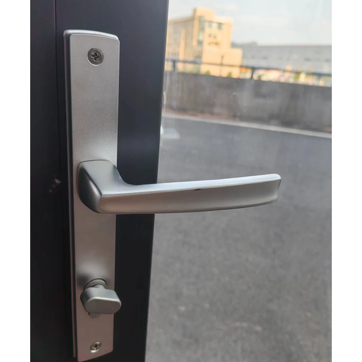 Custom High Quality Contemporary Folding Doors Built For Easy Operation And Long-Lasting Performance