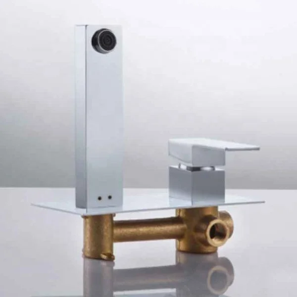 Brass Chrome Plated Wall Mounted Faucet