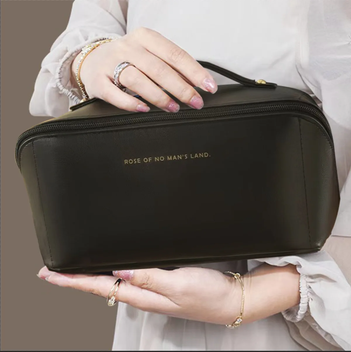Portable Wash Toiletry Bag High Quality Fancy Zipper Beauty Case Makeup Bag Recycled PU Leather Travel Cosmetic Organizer Bag