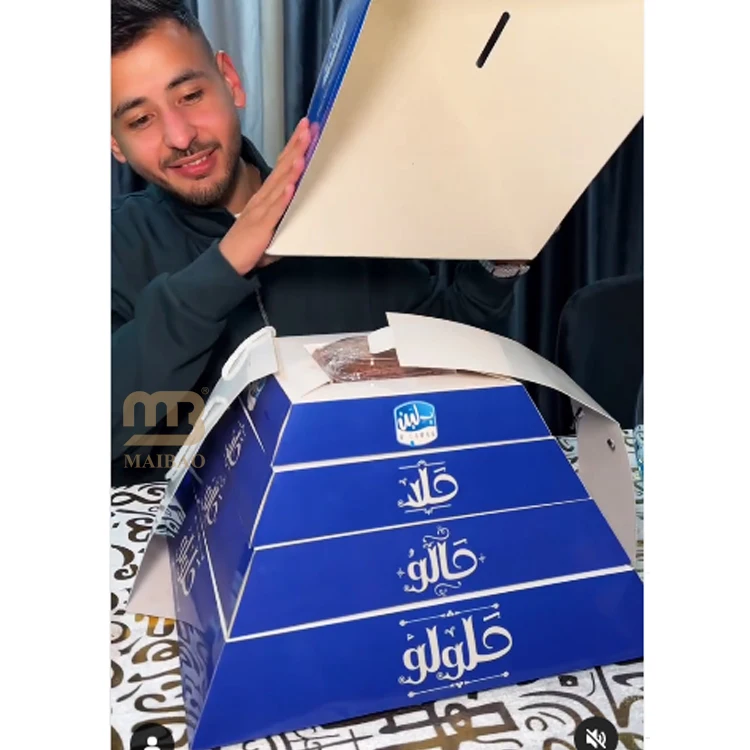 Custom arabic sweet kunafa packaging pyramid grazing box takeout bread cake desserts pyramid food box design bento pyramid box