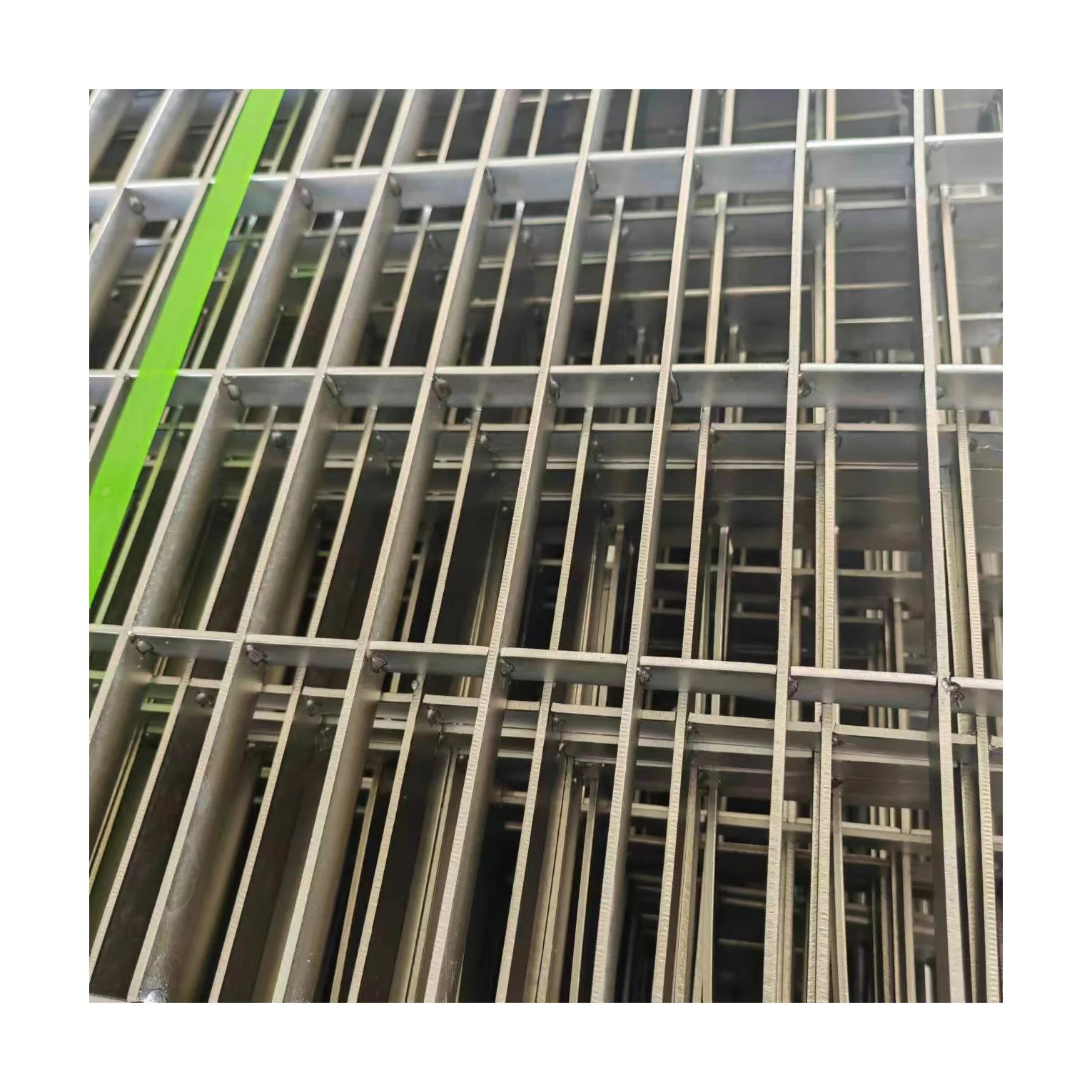 Plate Walkway Custom size Grating Factory price Hot-dip Steel galvanizing Steel Flooring Grating