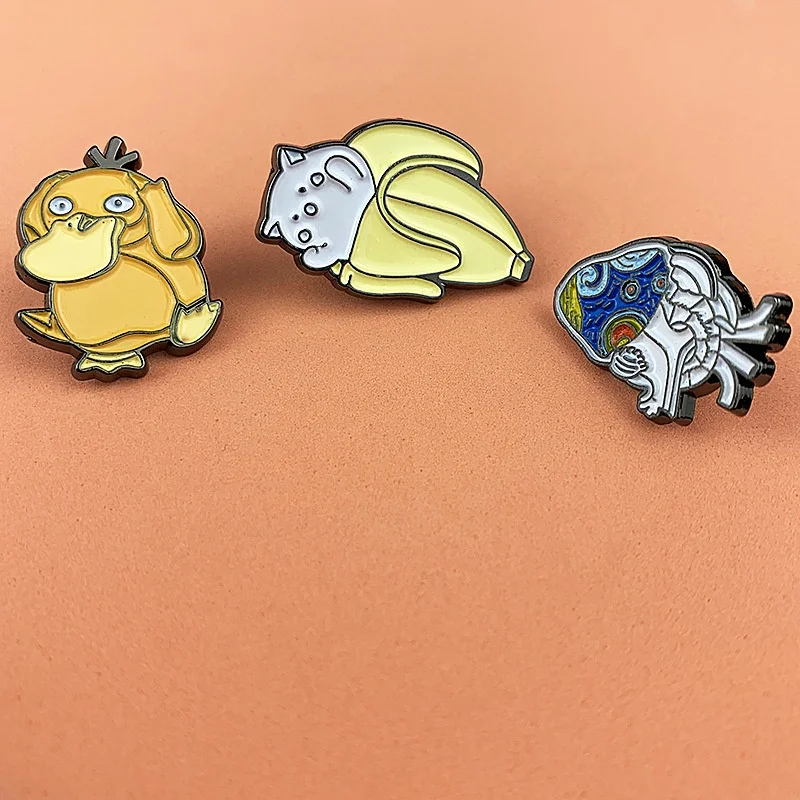 Custom Logo Metal Cute Anime Animal Hat Pins Crafts Brooch Clothing Badge Soft Enamel Lapel Pin