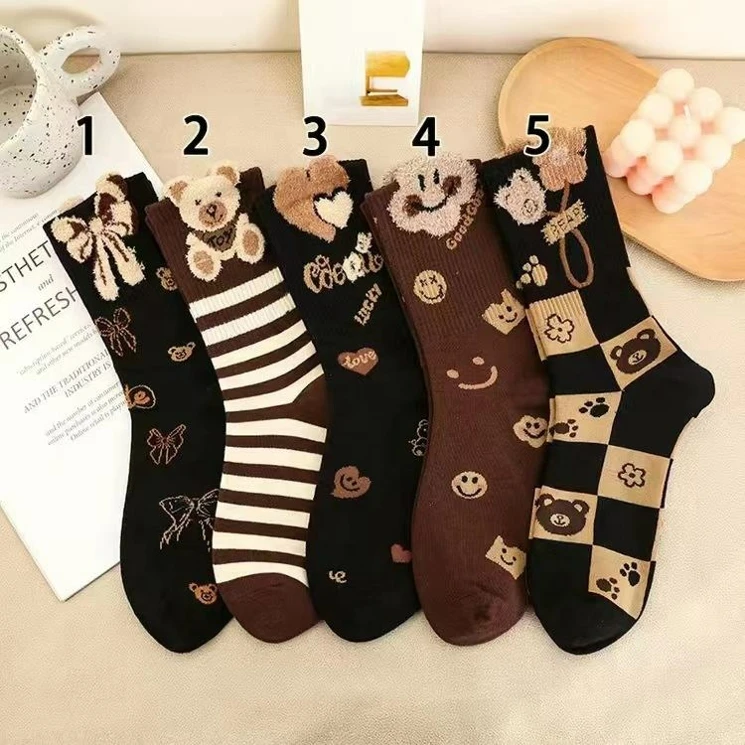 Factory Direct Female Striped Teddy Bear Crew Socks Lovely Cartoon Breathable Autumn Winter Cotton Socks for Women