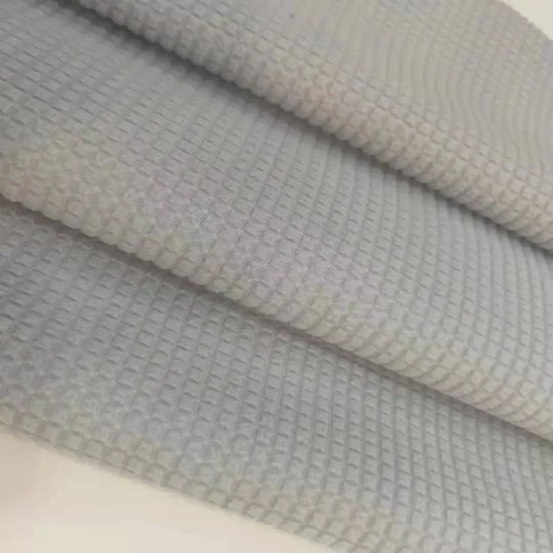 Полиэфирный софтшелл с тканевым покрытием, 3 слоя для зимних курток